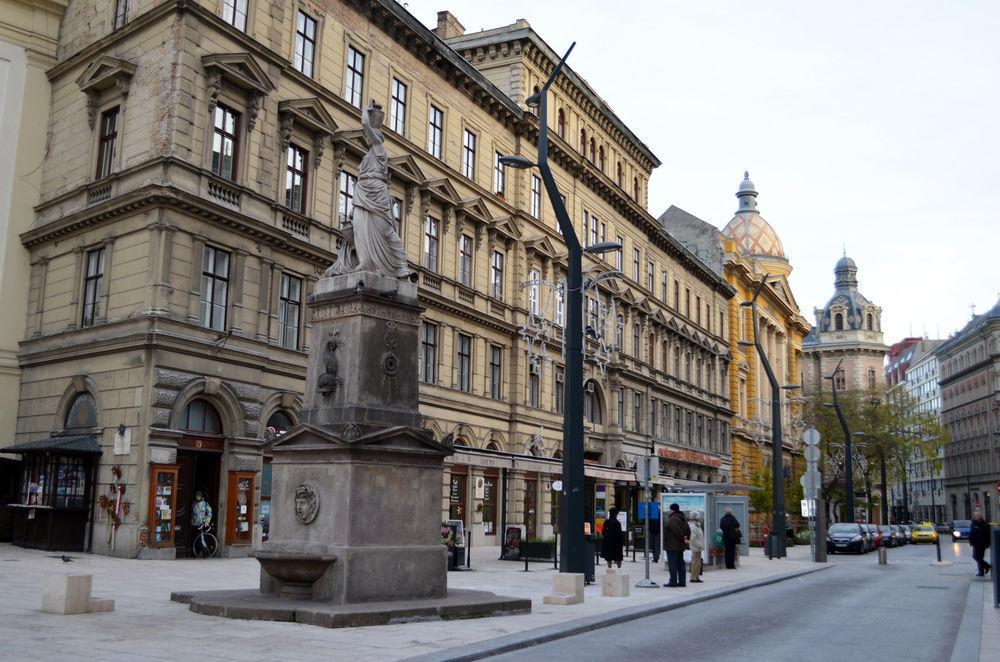 Central Apartment In Budapest Exterior photo