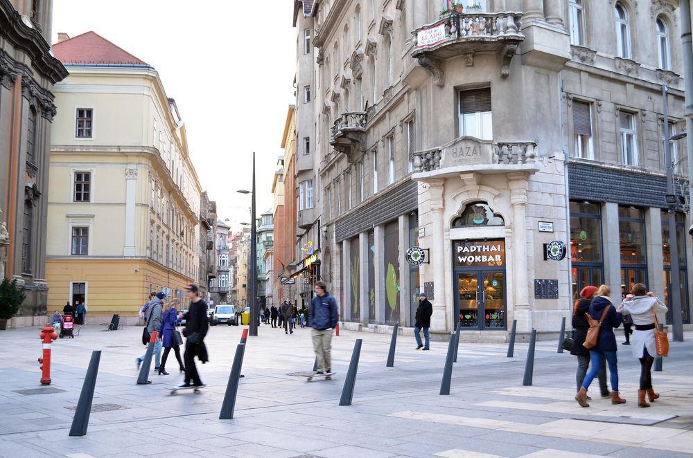 Central Apartment In Budapest Exterior photo